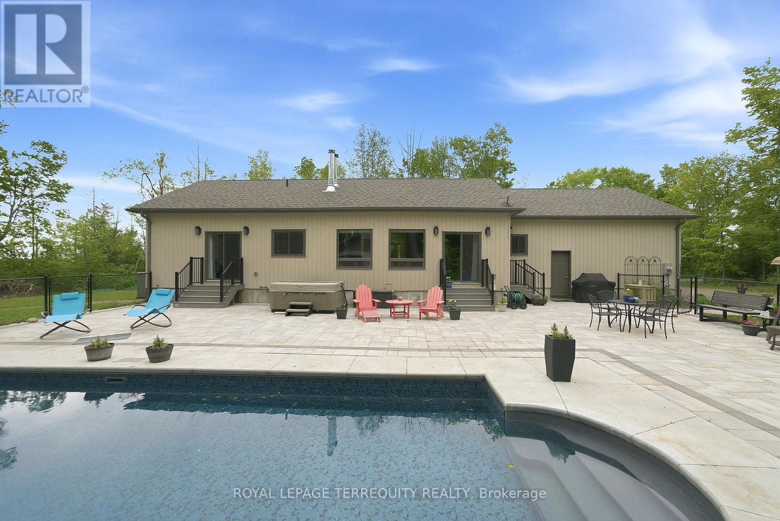 218 CAMPBELL ROAD - 46