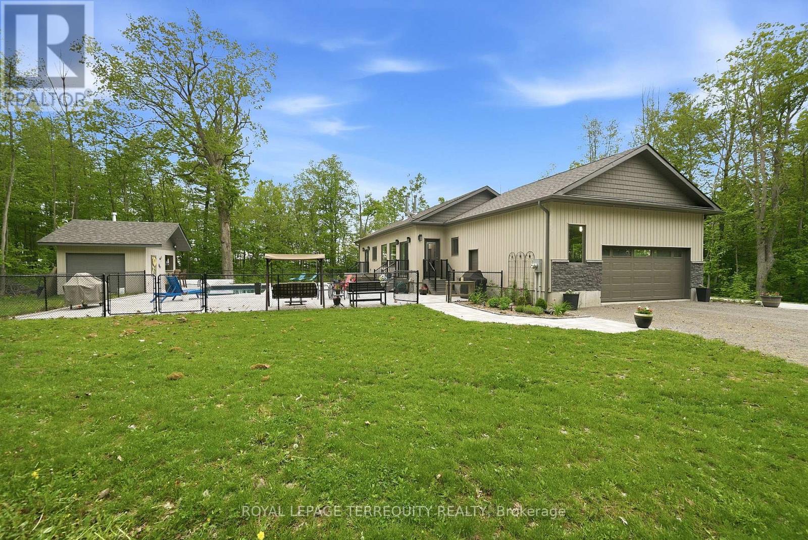218 CAMPBELL ROAD - 50
