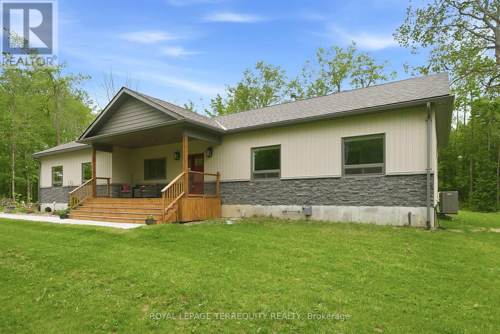 218 CAMPBELL ROAD - 6