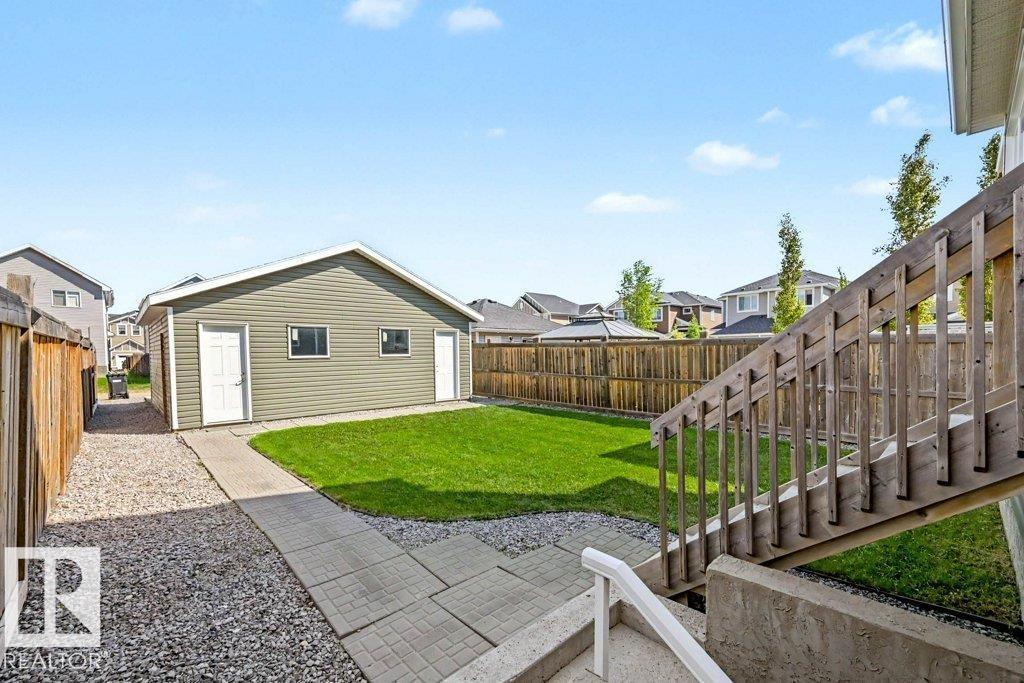 2 SIMMONDS PL — photo 50