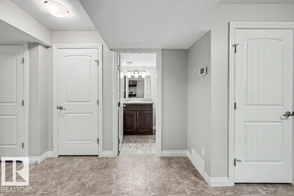 2 SIMMONDS PL — photo 43