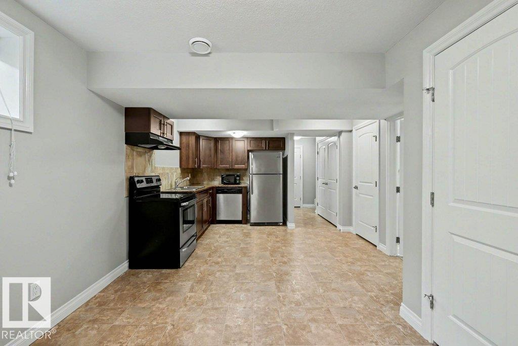 2 SIMMONDS PL — photo 39