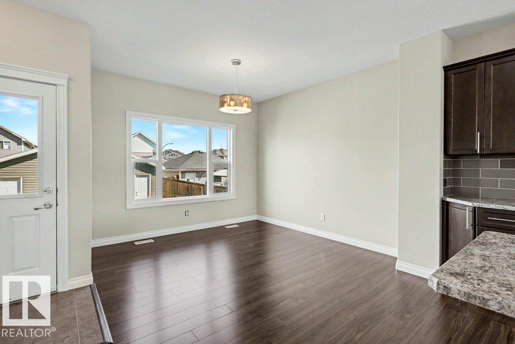 2 SIMMONDS PL — photo 19