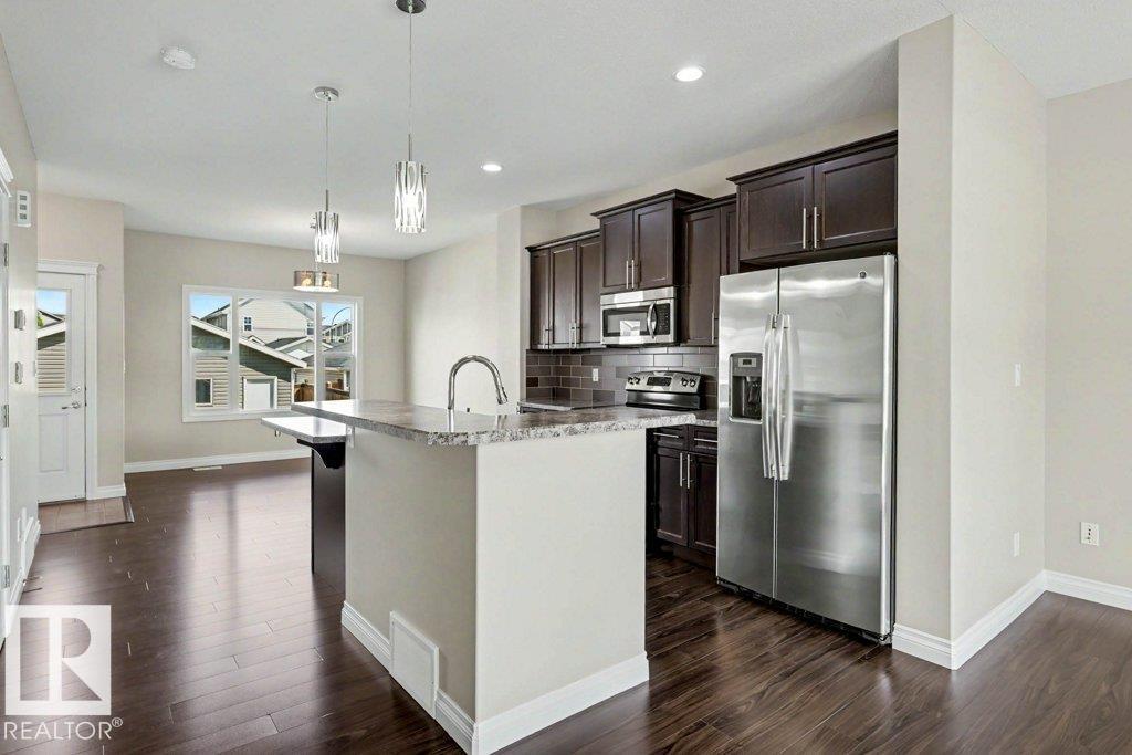 2 SIMMONDS PL — photo 13