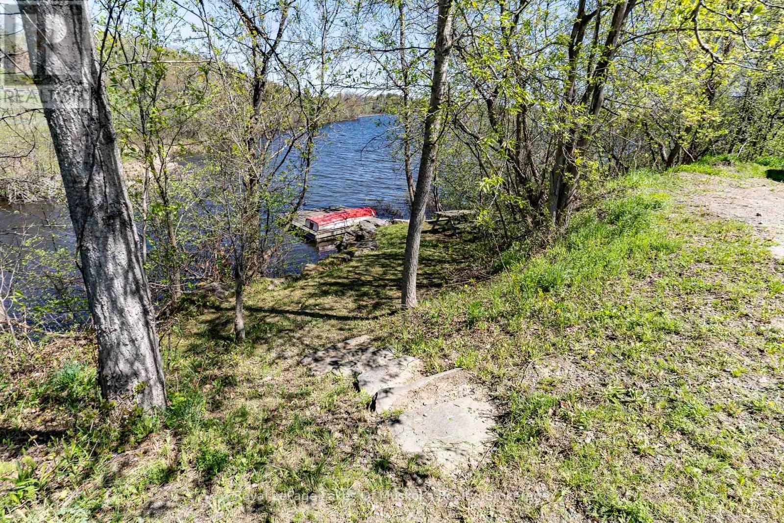 7 East Airport Road — photo 36