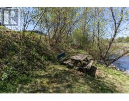 7 East Airport Road, Huntsville, ON P1H1X7 Photo 39