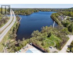 7 East Airport Road, Huntsville, ON P1H1X7 Photo 44