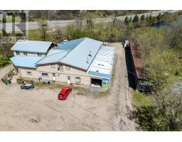7 East Airport Road, Huntsville, ON P1H1X7 Photo 50