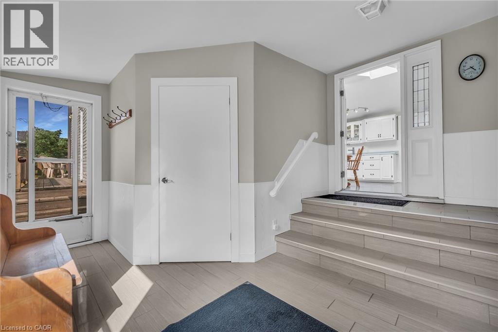 270 ERIE Boulevard - 18