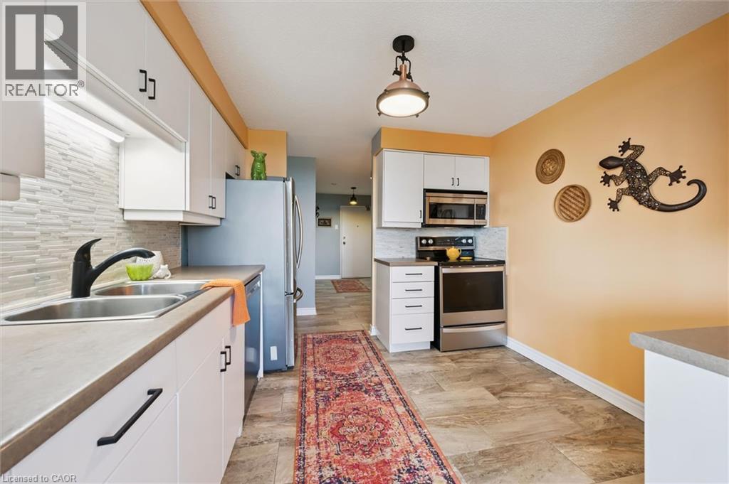 #1803 55 GREEN VALLEY Drive - 8