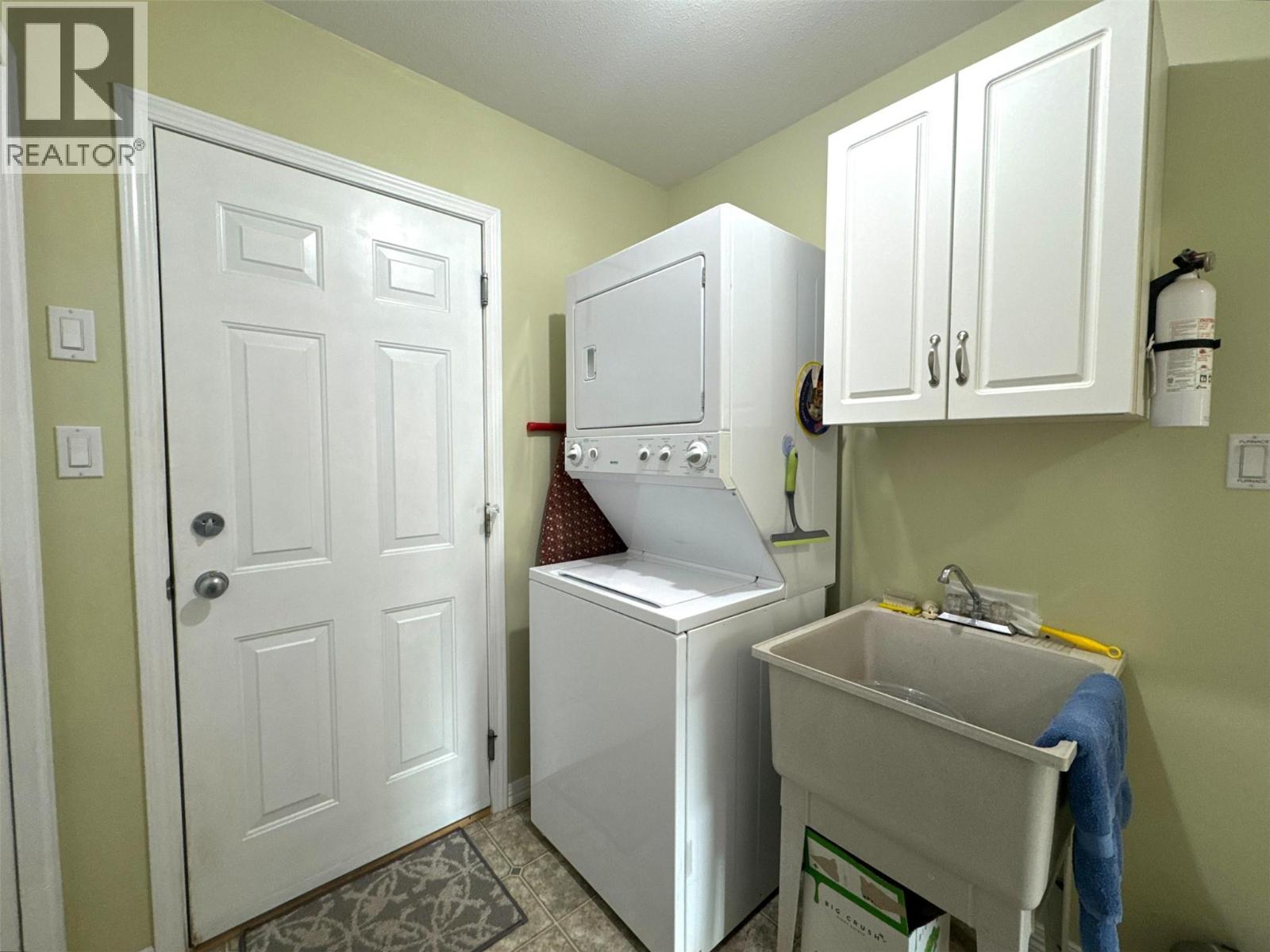1921 Morrissey Street - 13