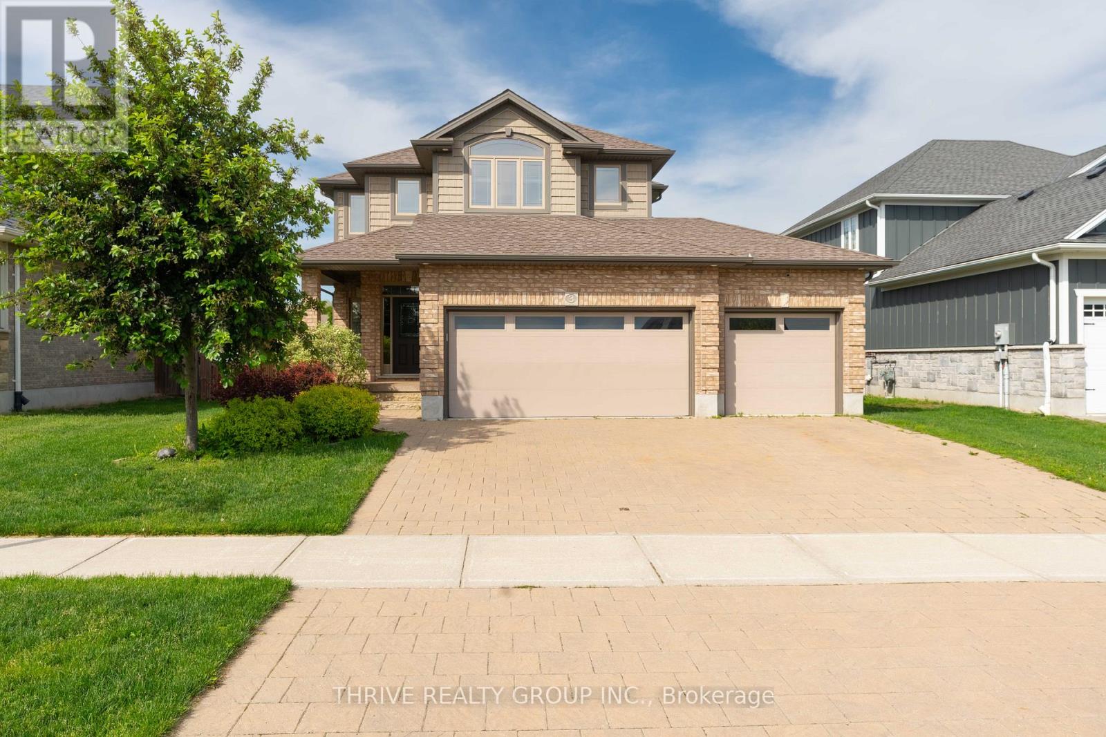 3 DAUSETT DRIVE