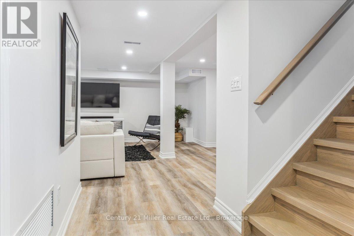 281 PEEL STREET - 25