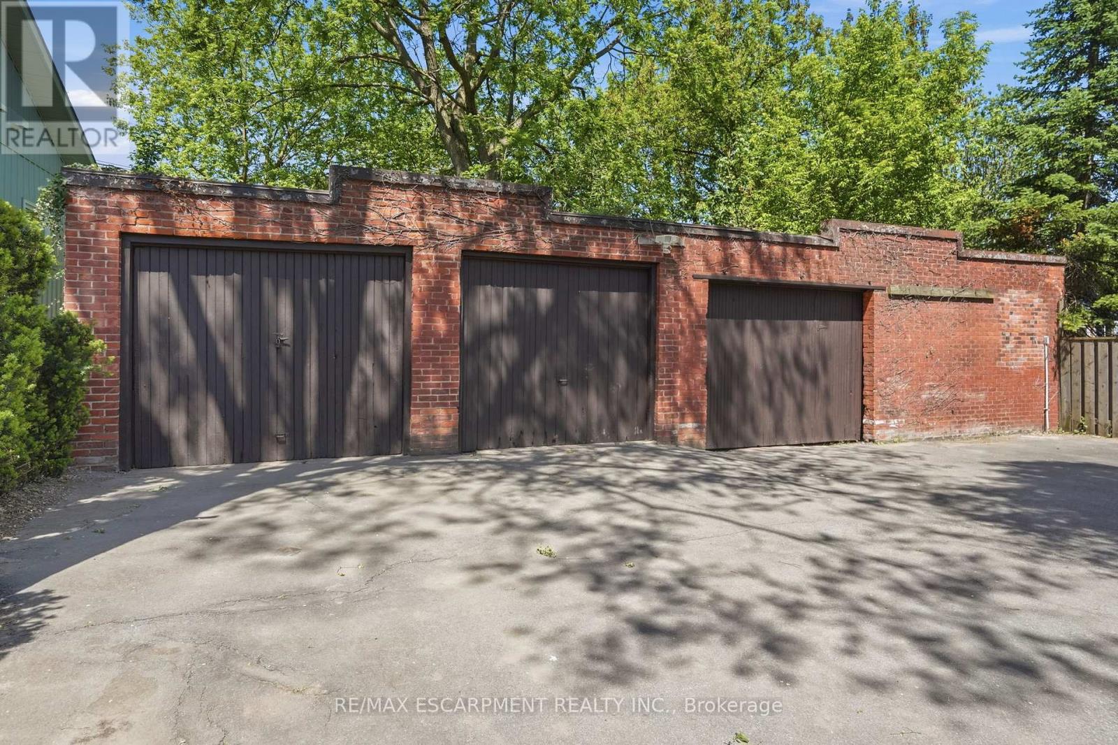 314 HESS STREET S - 47