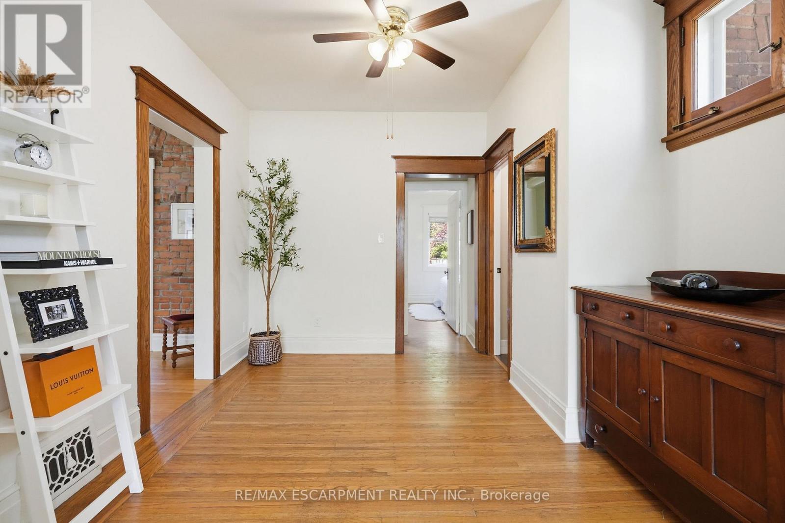 314 HESS STREET S - 19