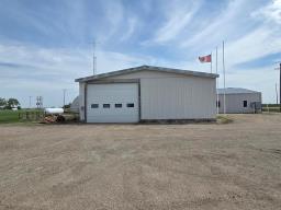 367 South Railway Avenue E, Crystal City, MB R0K0N0 Photo 11