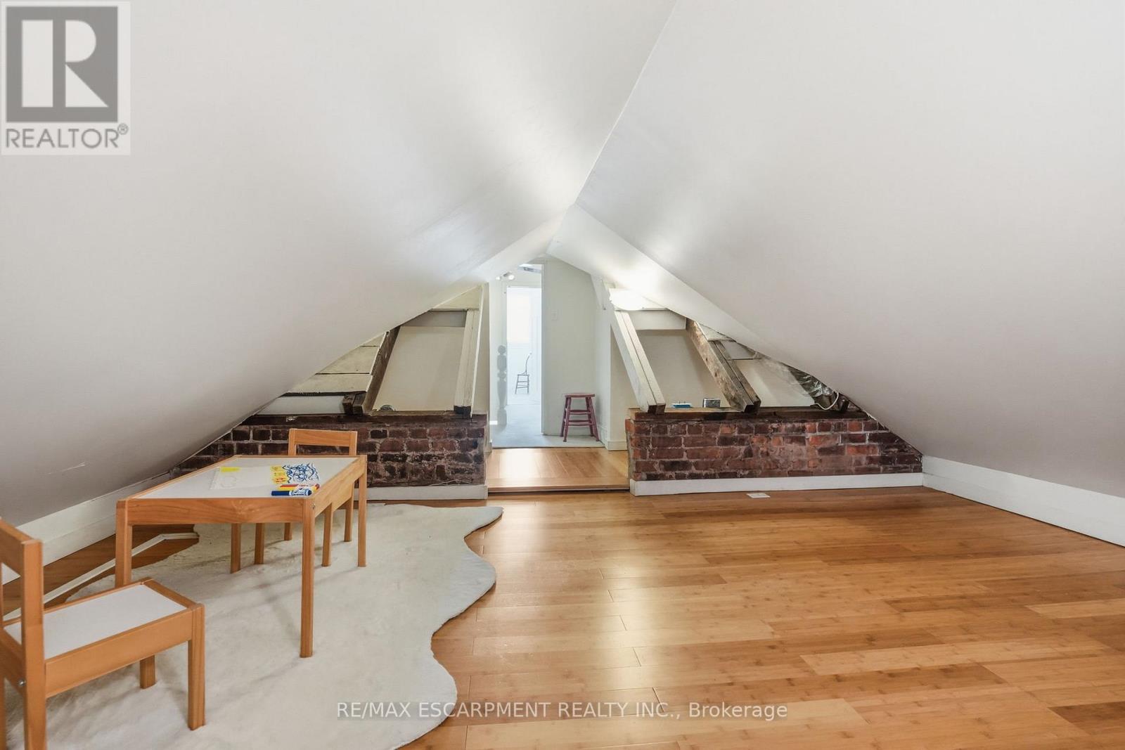 314 HESS STREET S - 40