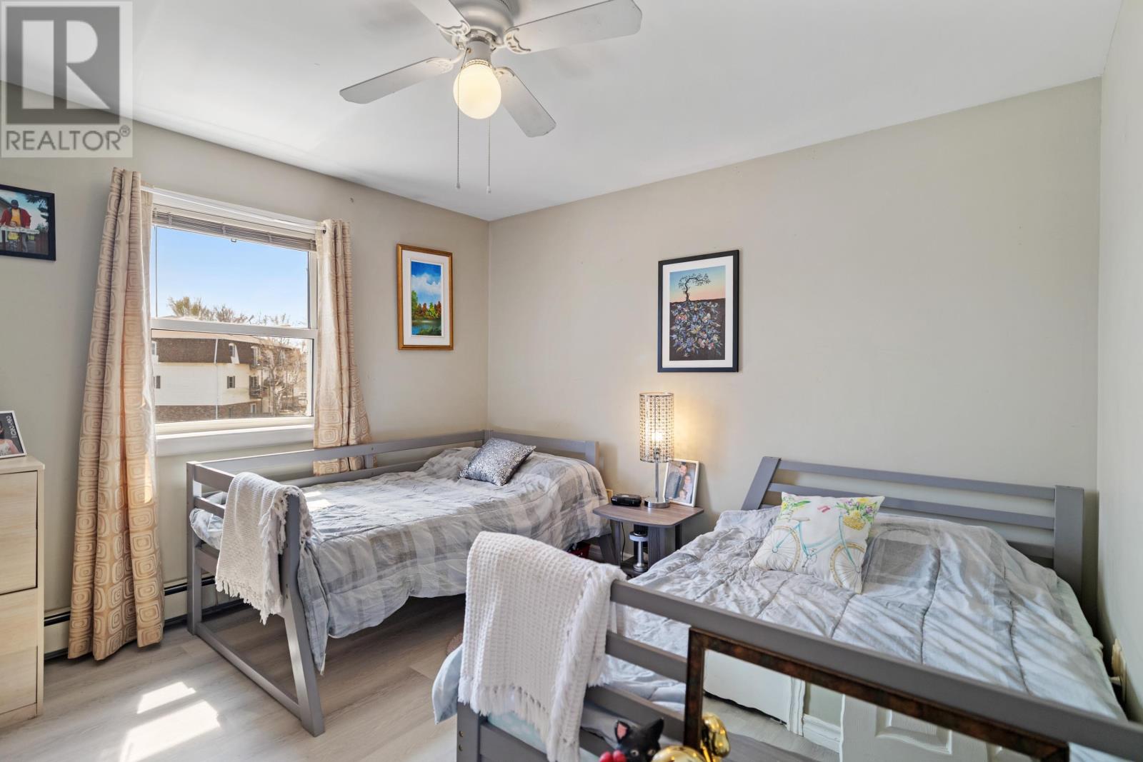 #10 152 Maypoint Road - 12