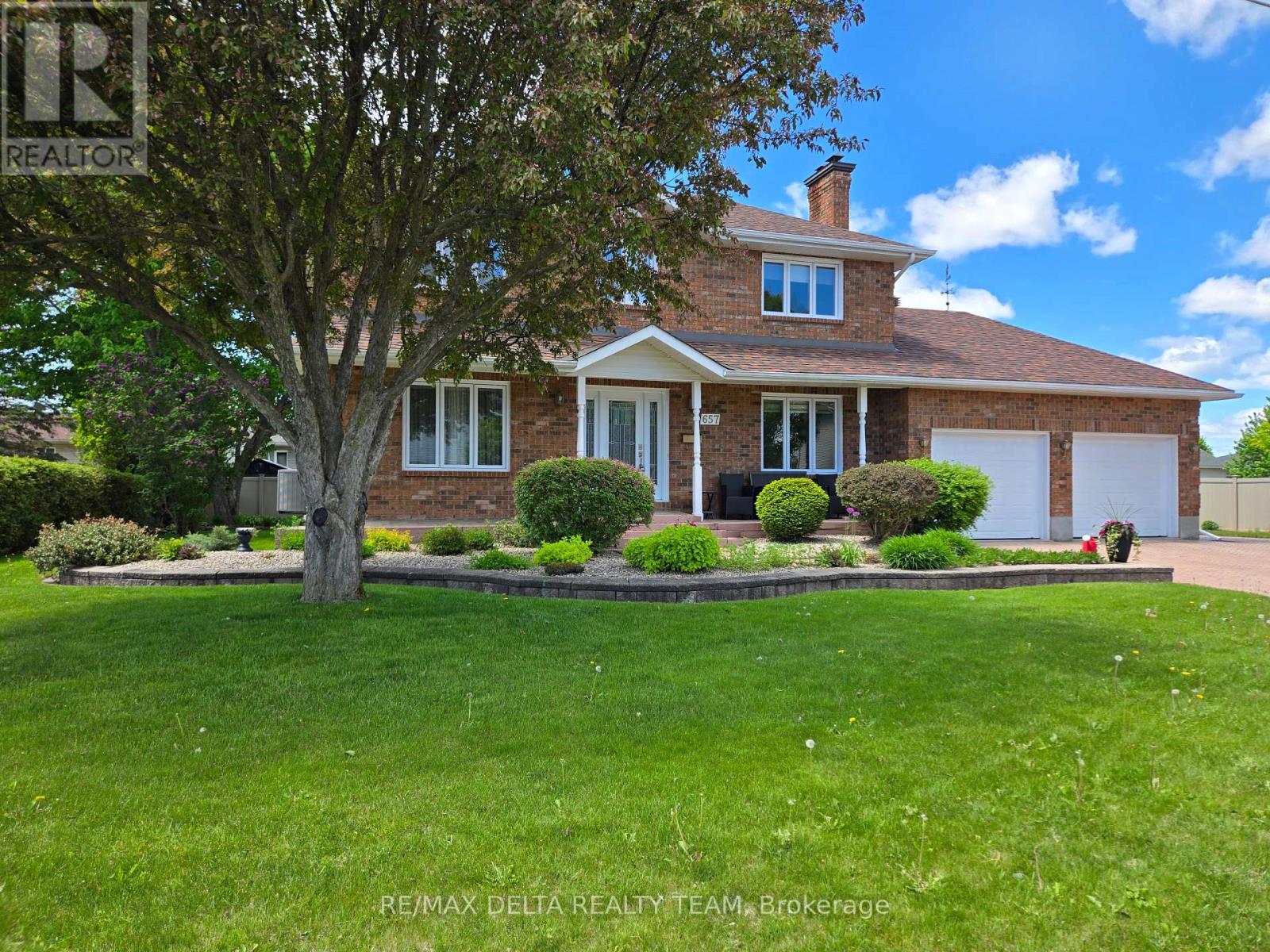 657 STE ANNE STREET - 2