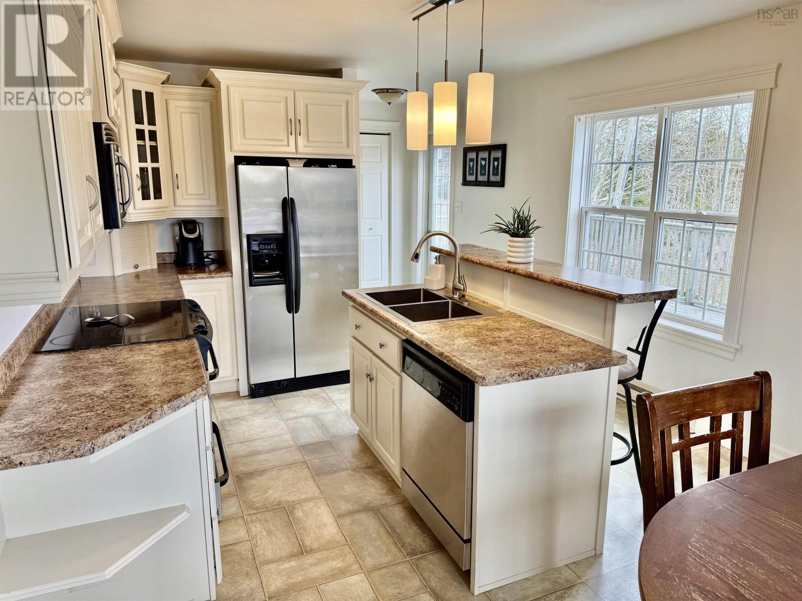 1209 Stoney Island - 18