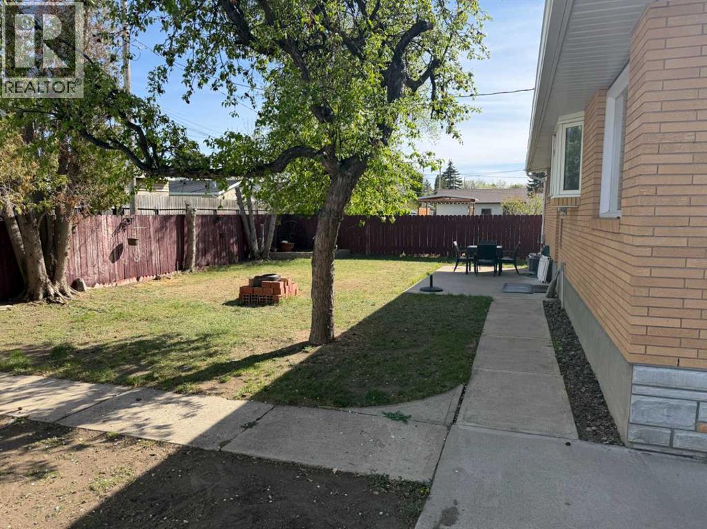 1481 9 Avenue NE - 22