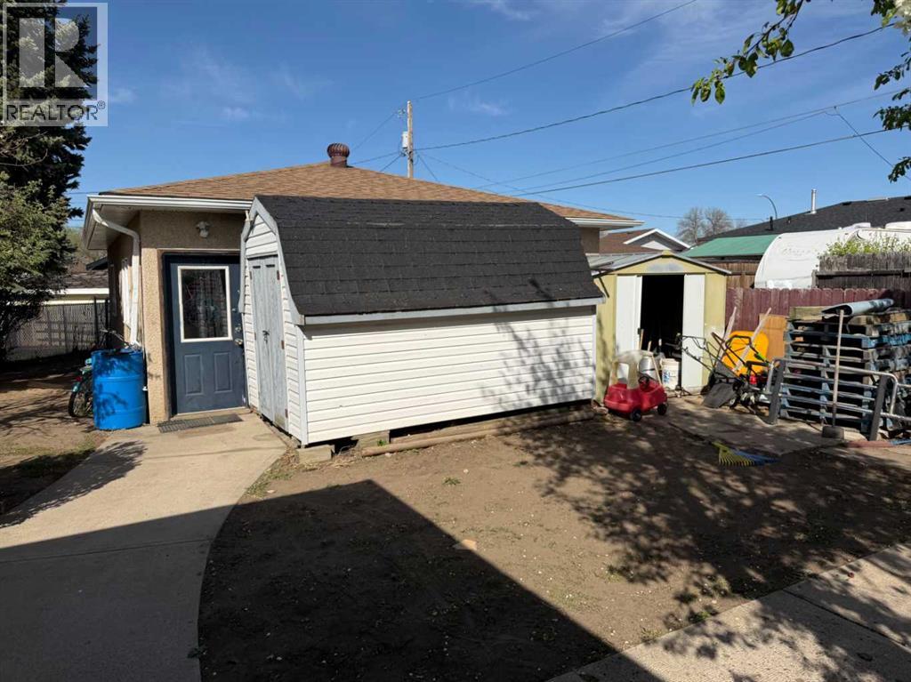 1481 9 Avenue NE - 23