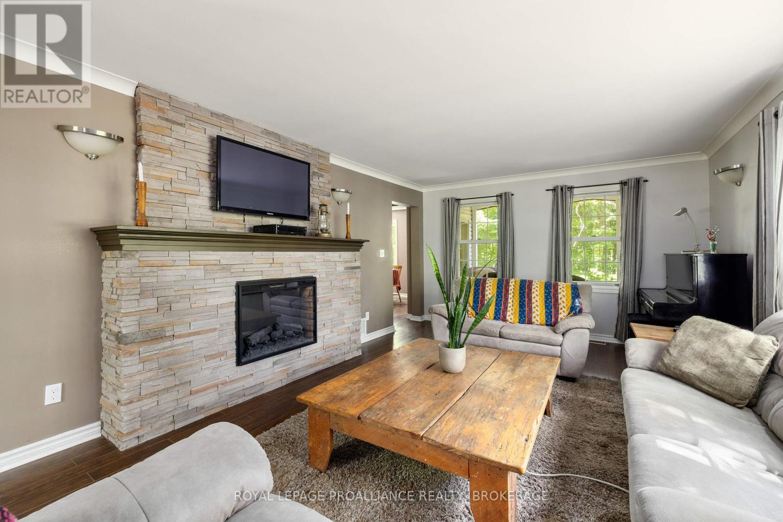 1403 NORWAY ROAD - 19
