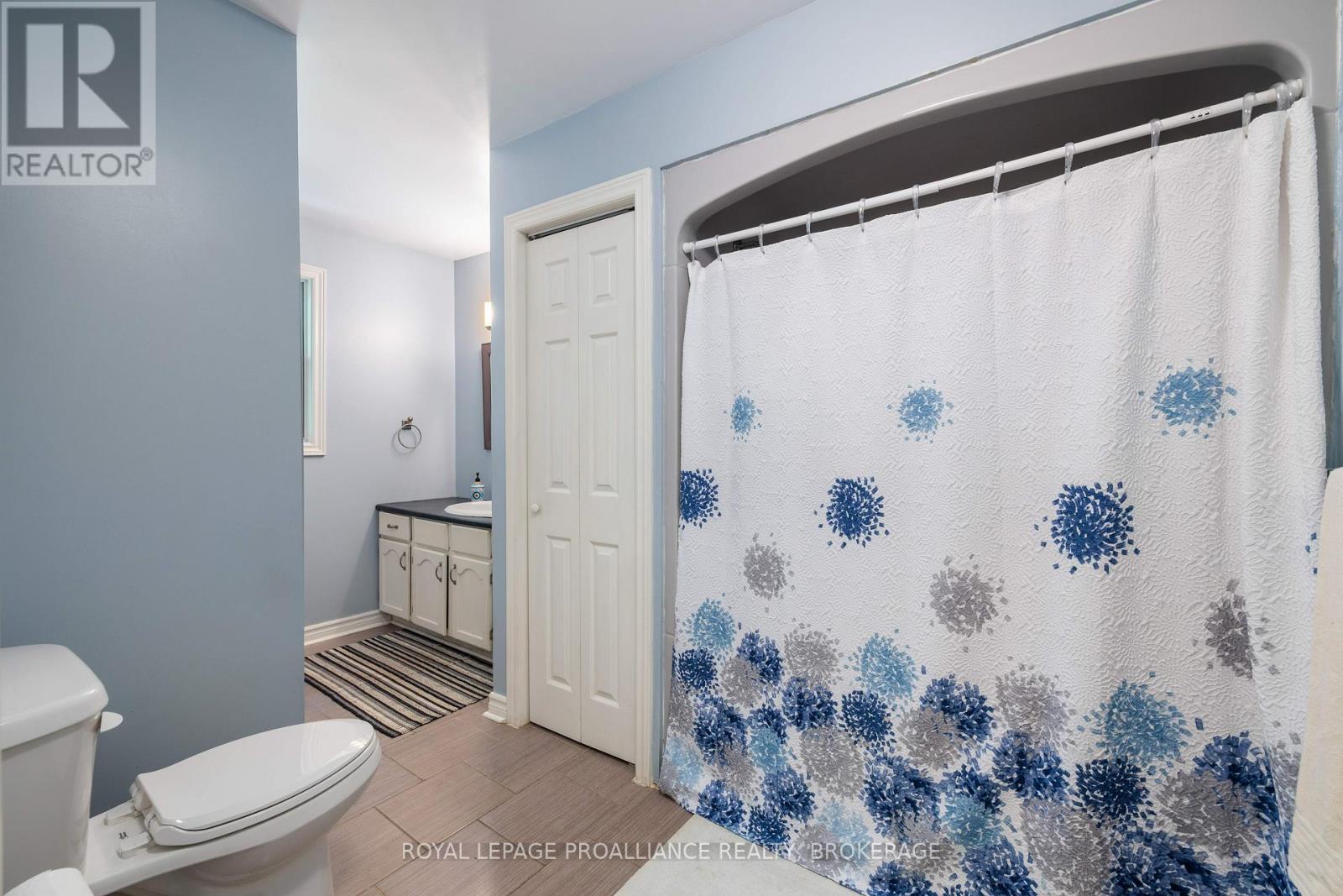 1403 NORWAY ROAD - 40