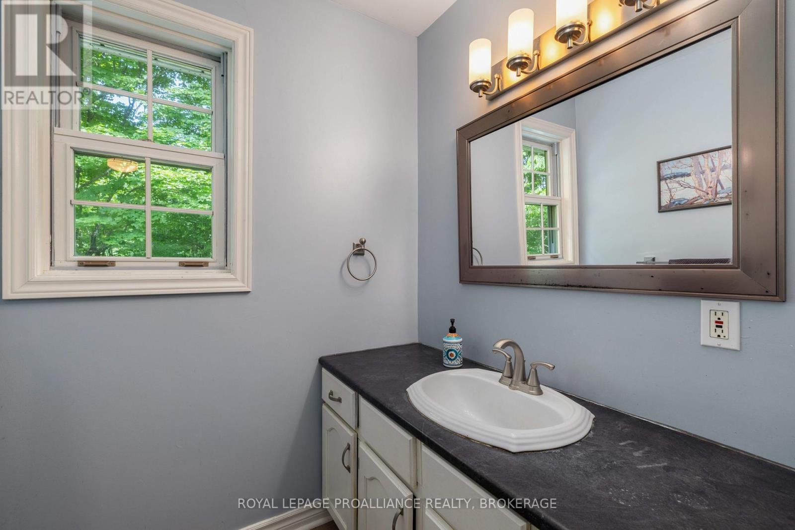 1403 NORWAY ROAD - 41