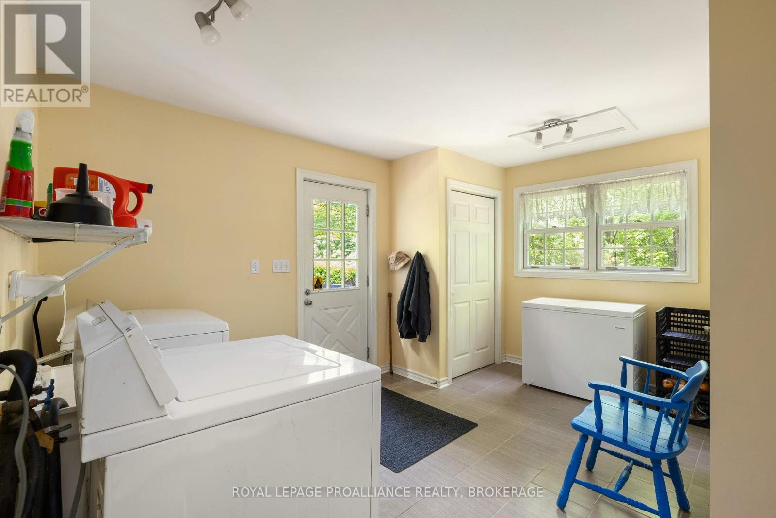 1403 NORWAY ROAD - 44