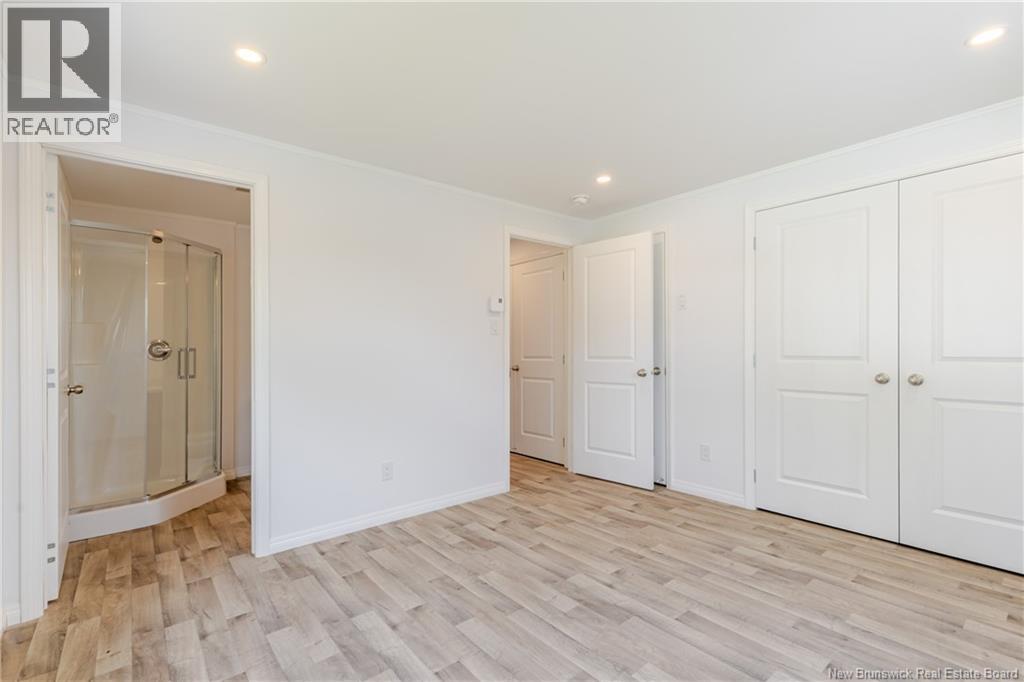 16 Tamarack Drive - 14