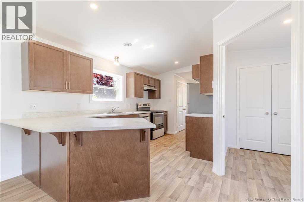 16 Tamarack Drive - 6