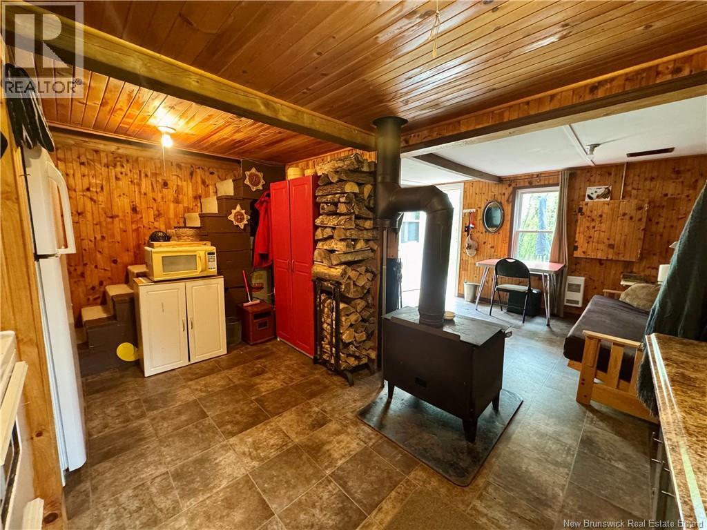 9 Clarks Point Road - 9