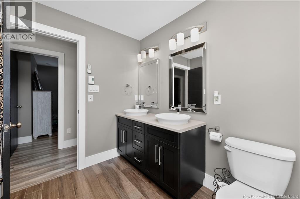 84 FRANCFORT Crescent - 24
