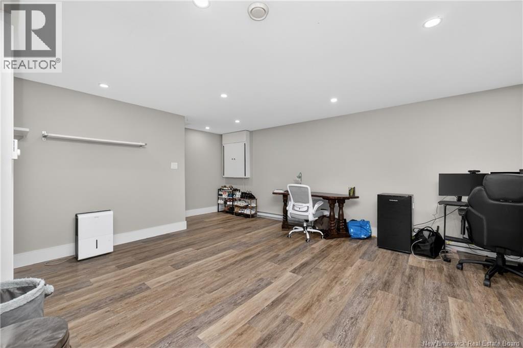 84 FRANCFORT Crescent - 36