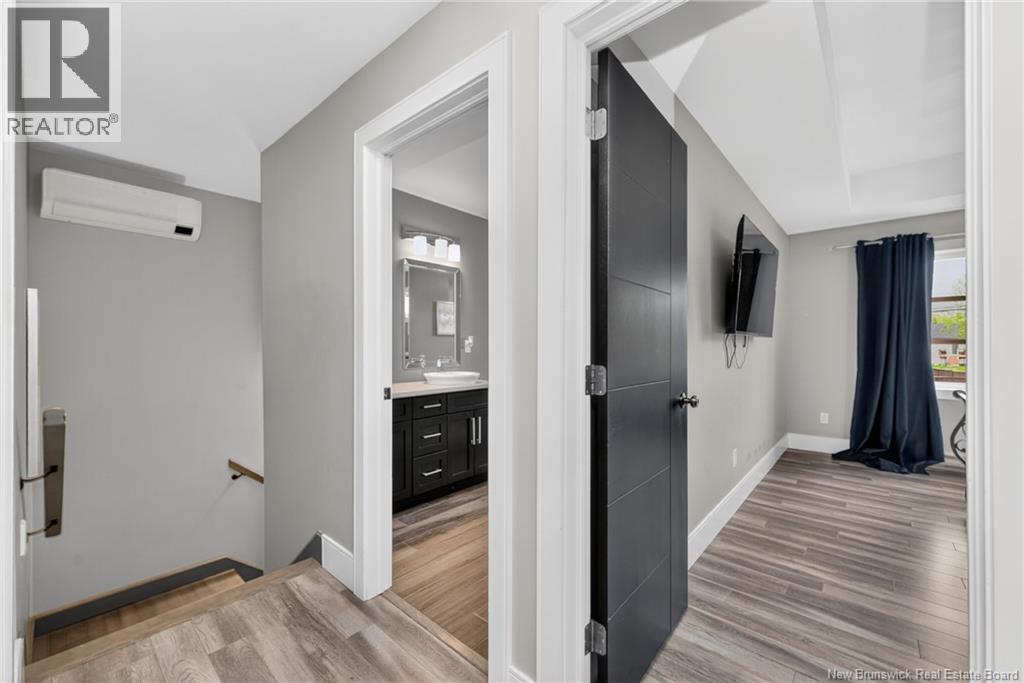 84 FRANCFORT Crescent - 38