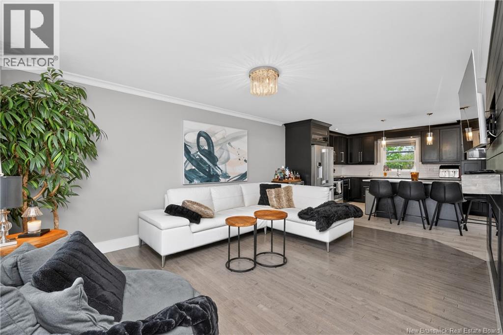 84 FRANCFORT Crescent - 8