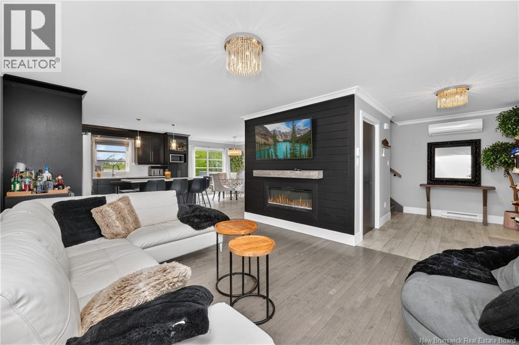84 FRANCFORT Crescent - 9
