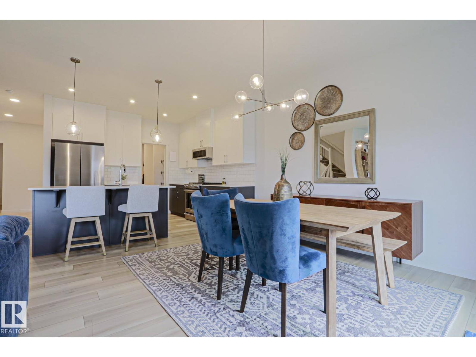 28 ROSEWOOD WY — photo 15