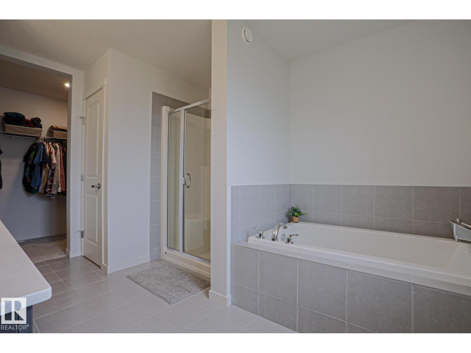 28 ROSEWOOD WY — photo 24