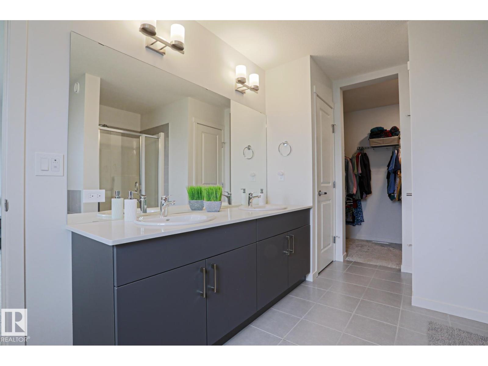 28 ROSEWOOD WY — photo 27