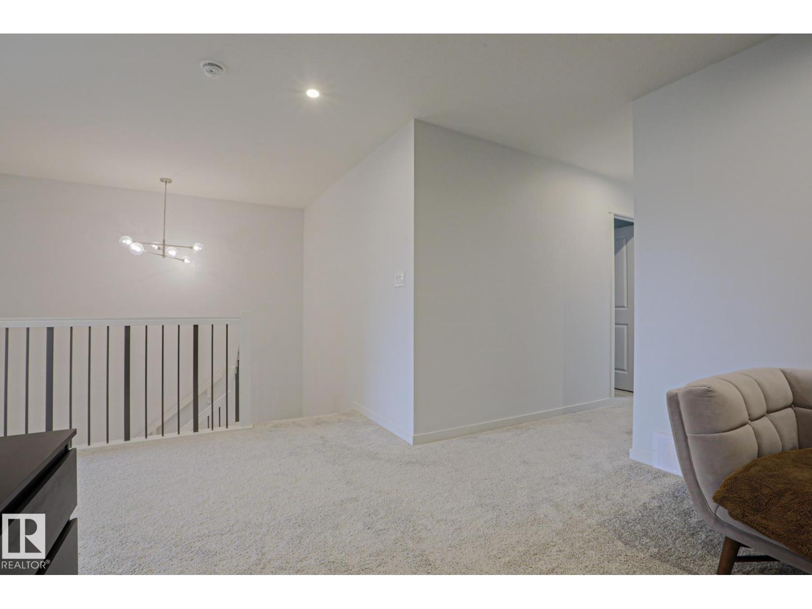 28 ROSEWOOD WY — photo 30
