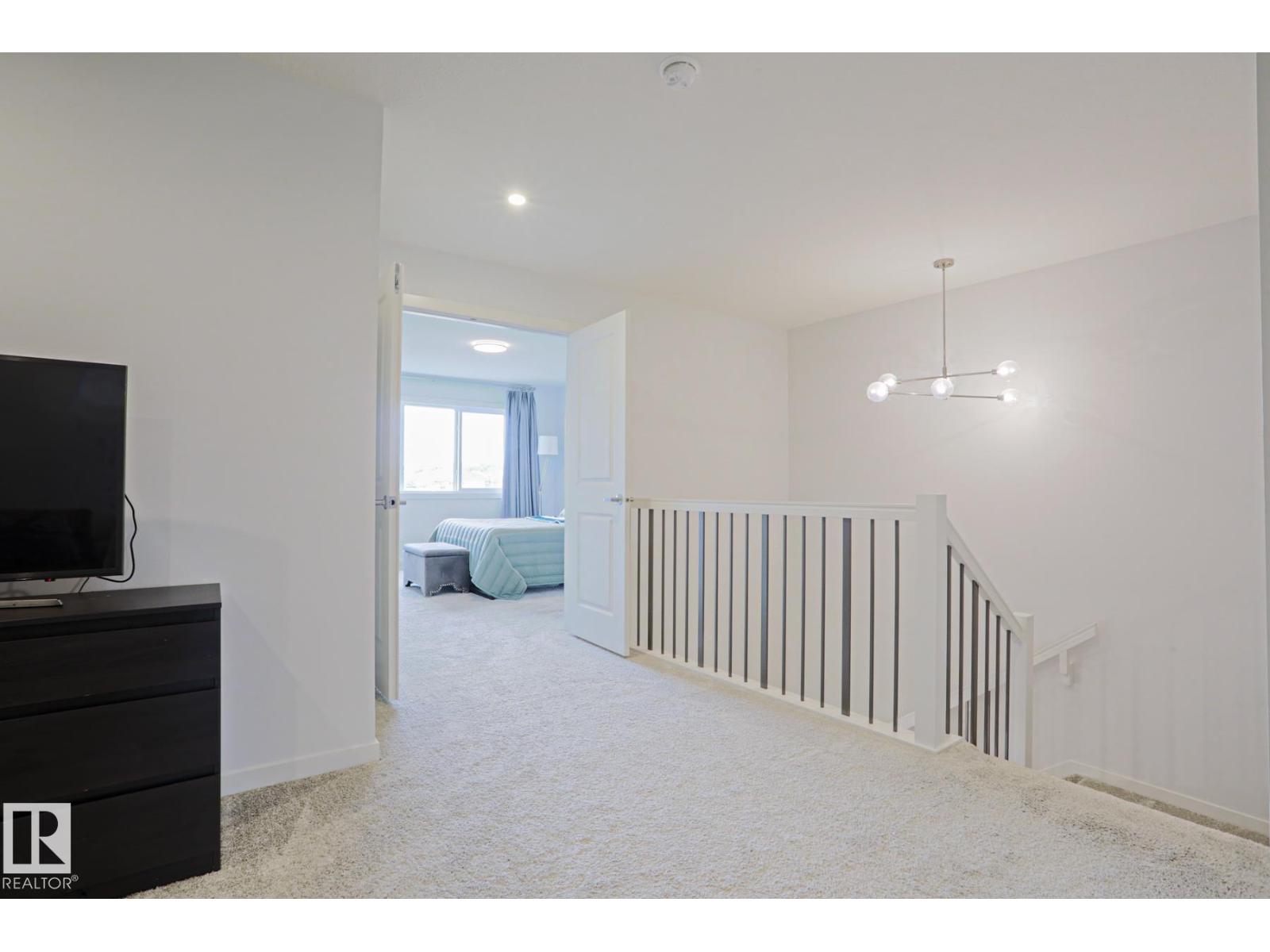 28 ROSEWOOD WY — photo 32
