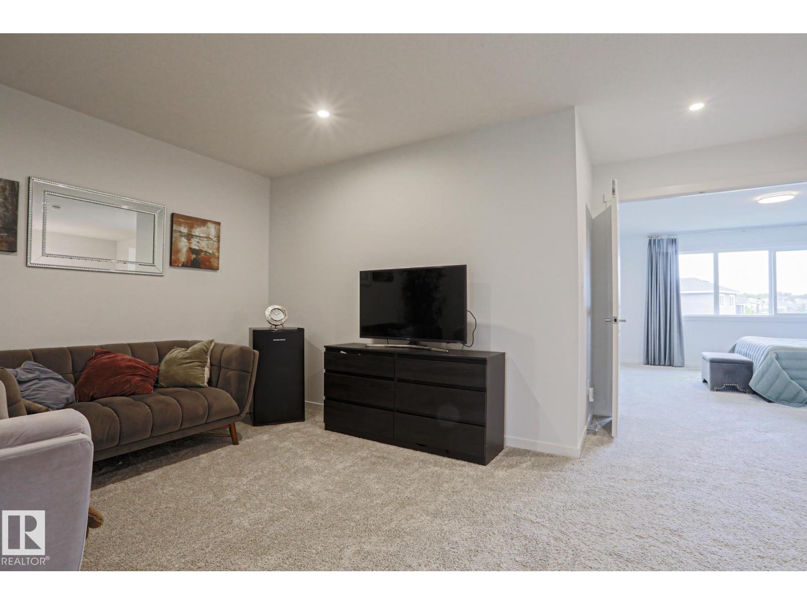 28 ROSEWOOD WY — photo 33