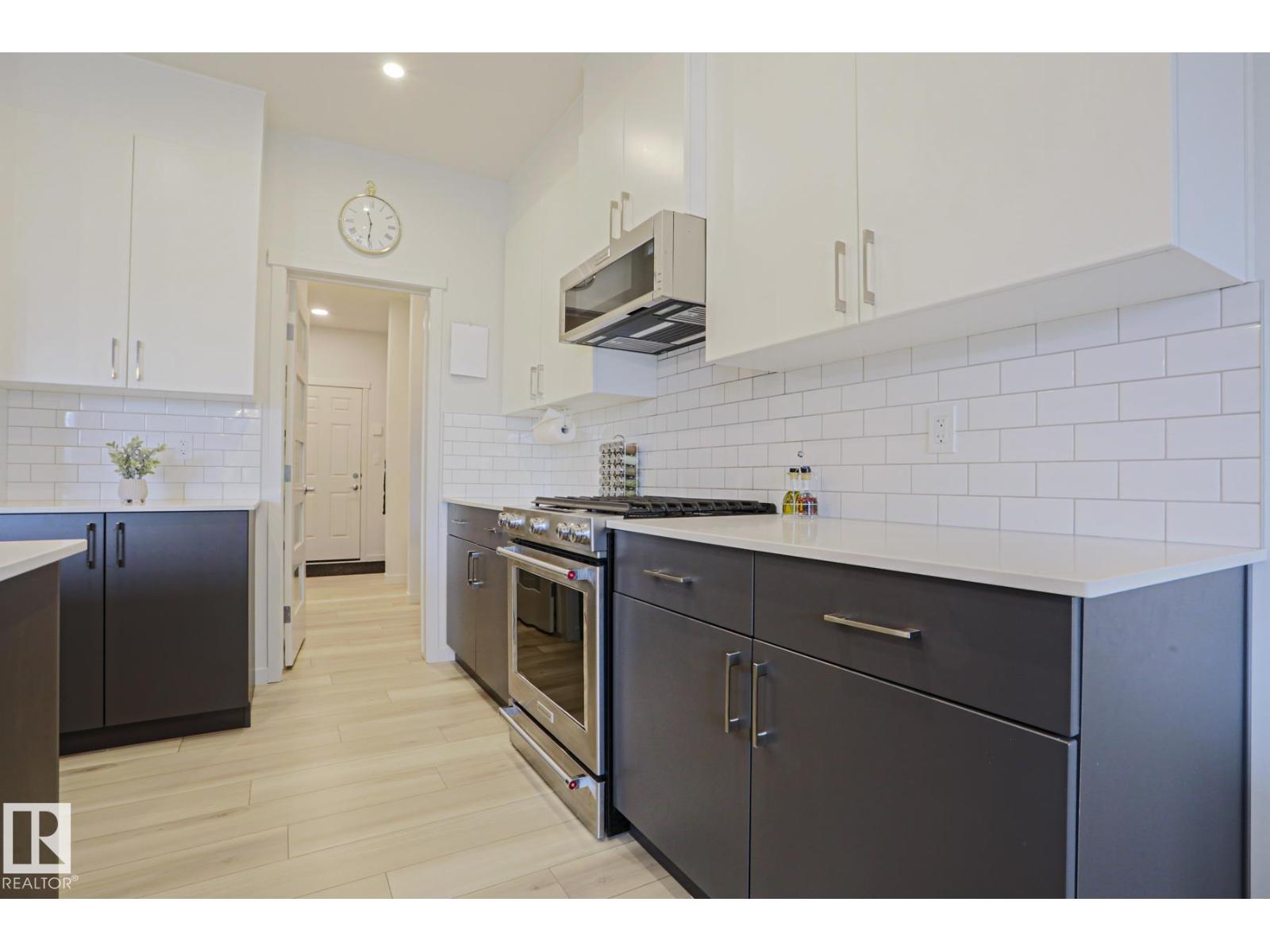 28 ROSEWOOD WY — photo 8