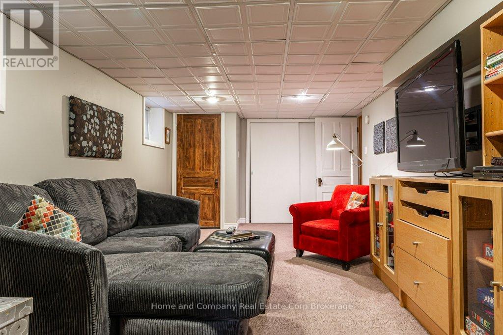 227 WILLIAM STREET - 28