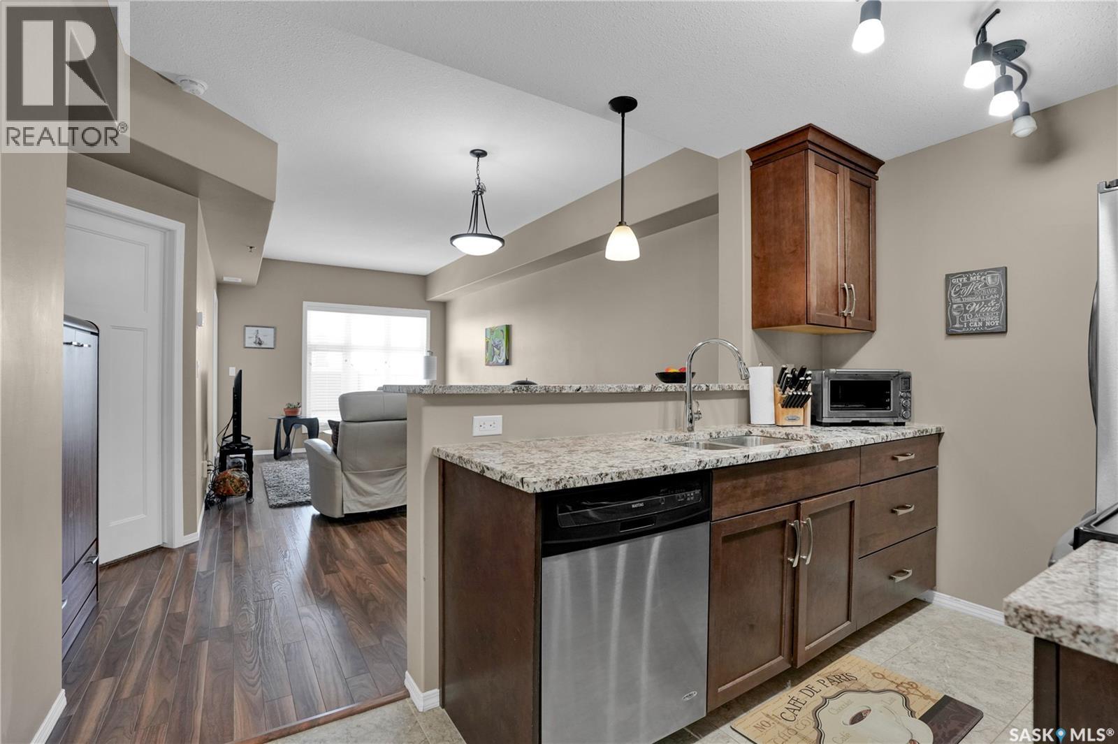 407 1220 Blackfoot DRIVE — photo 10