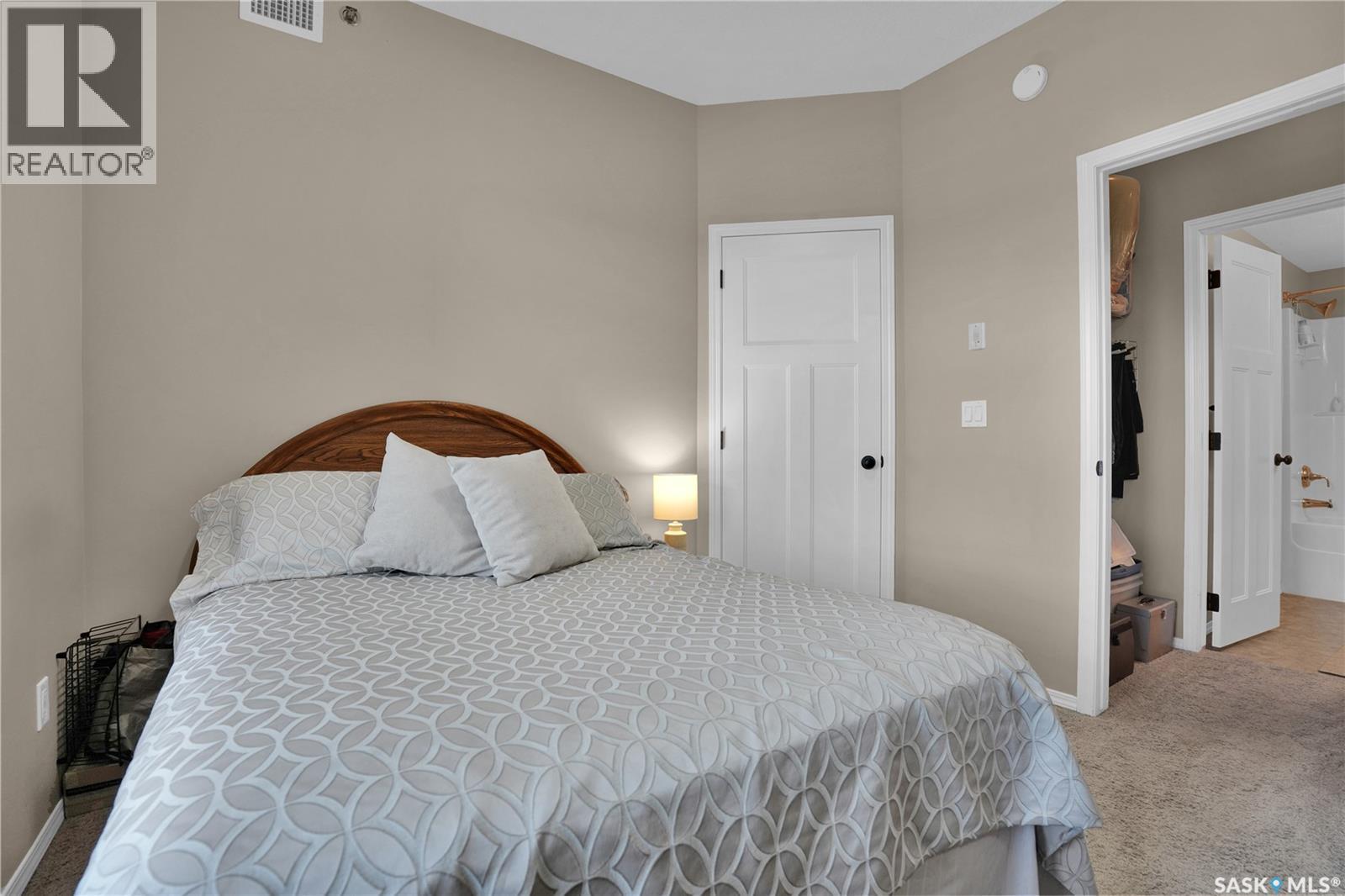 407 1220 Blackfoot DRIVE — photo 13
