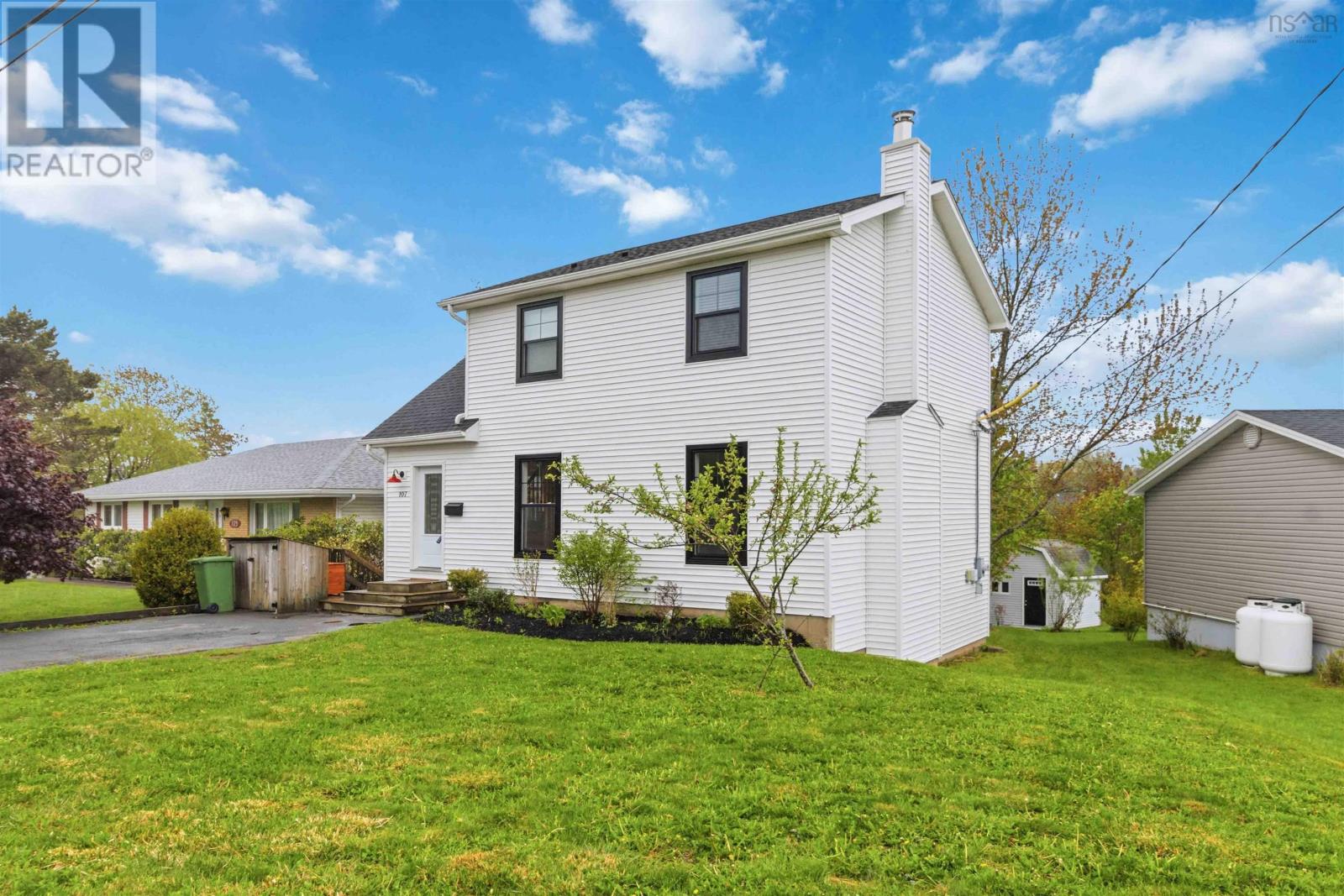 Property 31 of 45 of 107 Astral Drive
