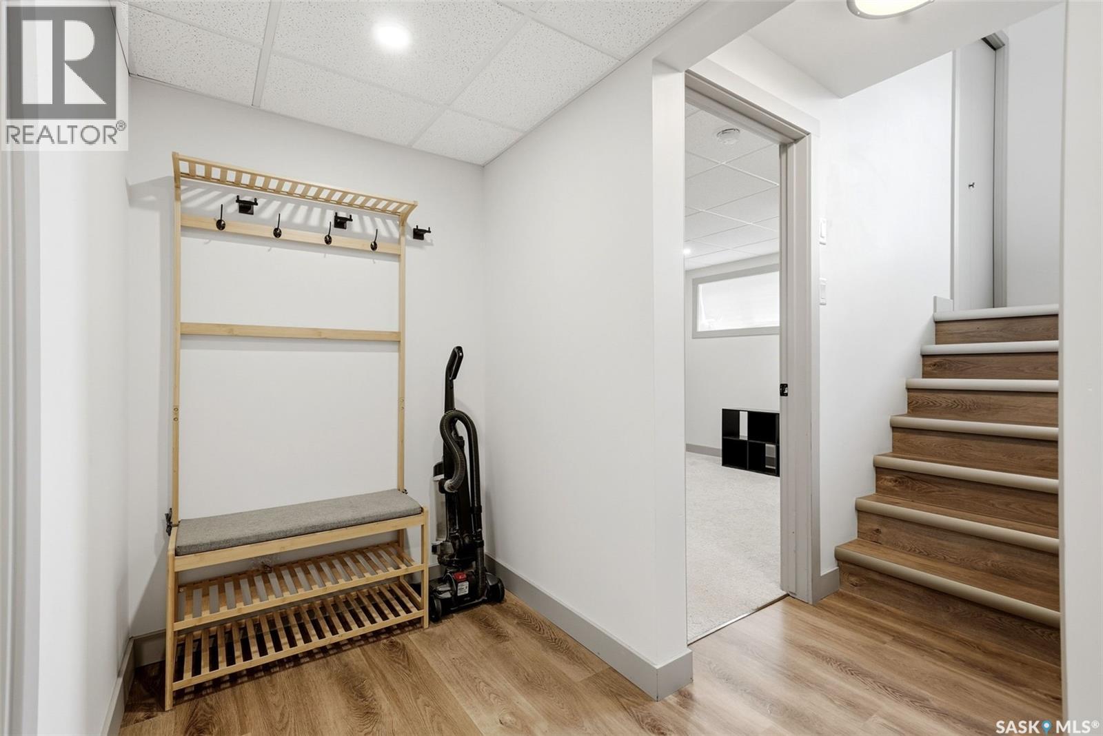 306 Howe PLACE - 24